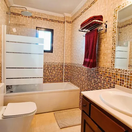 Casa Lila - 4 Bedrooms And Private Pool Villa